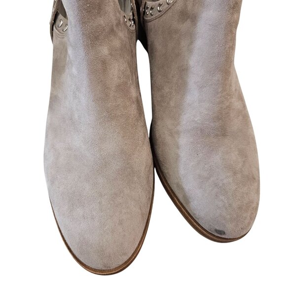 Vince Camuto Prafinta Suede Ankle Booties 10M Château Studded Detailing - Picture 8 of 15